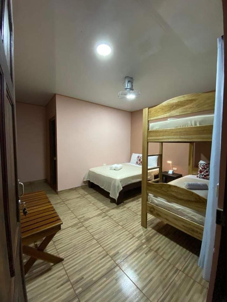 Cabinas Agamy Tortuguero Room photo